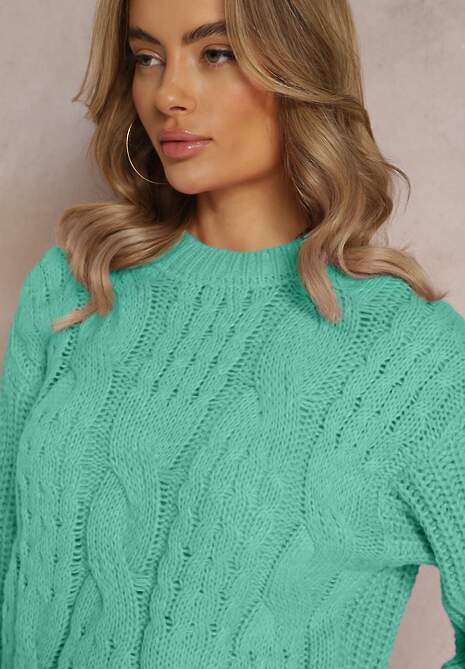 Zielony Sweter o Klasycznym Fasonie z Modnym Splotem Siloma