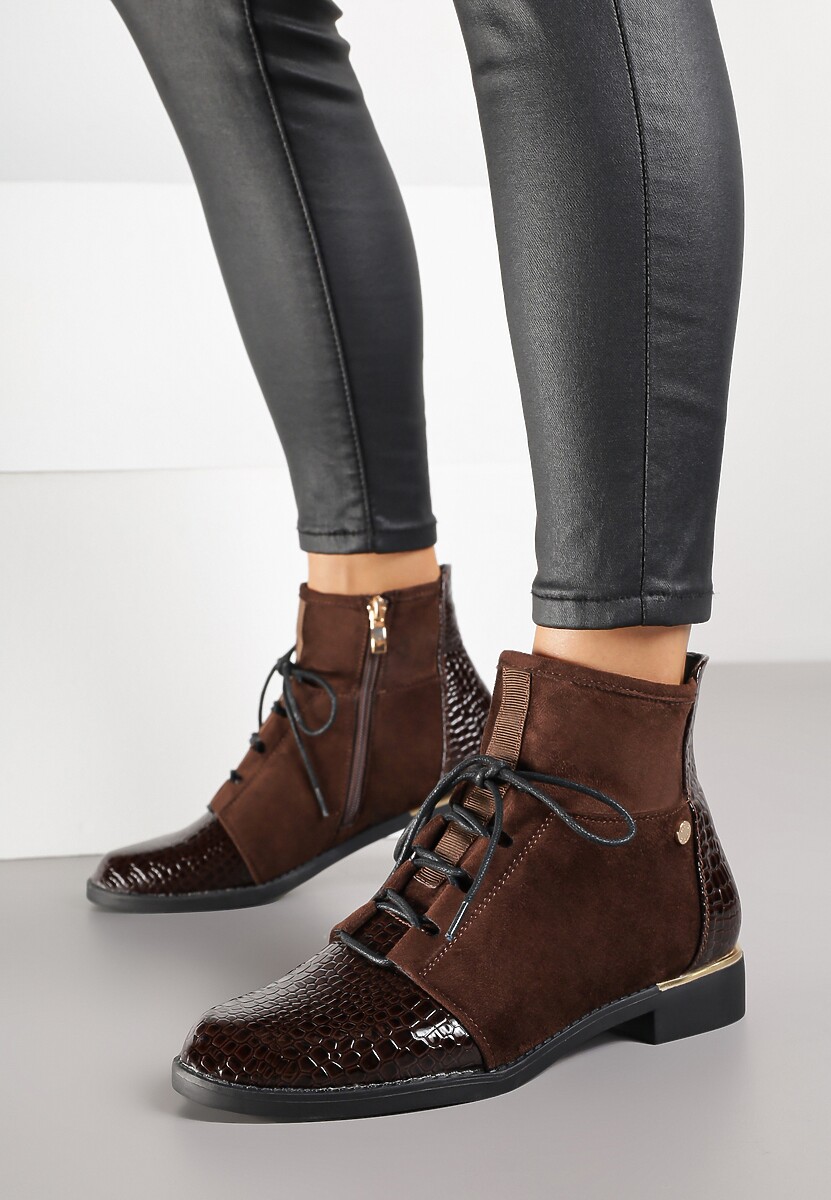 Czarne Botki Trzewiki Vices Ozdobione Lakierowanymi Elementami Afridde