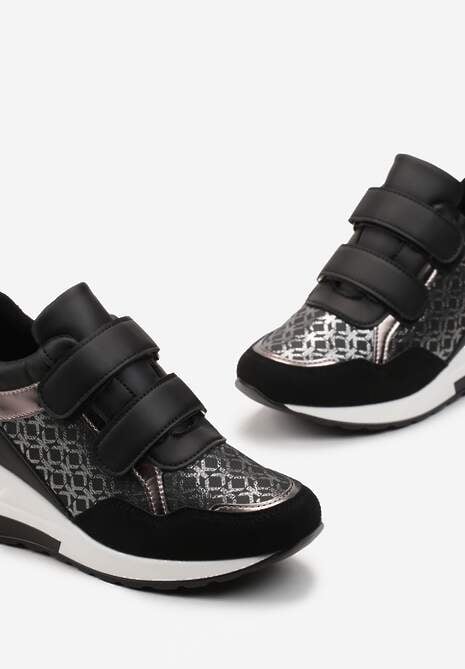 Czarne Sneakersy na Niewysokiej Koturnie na Rzepy Portha