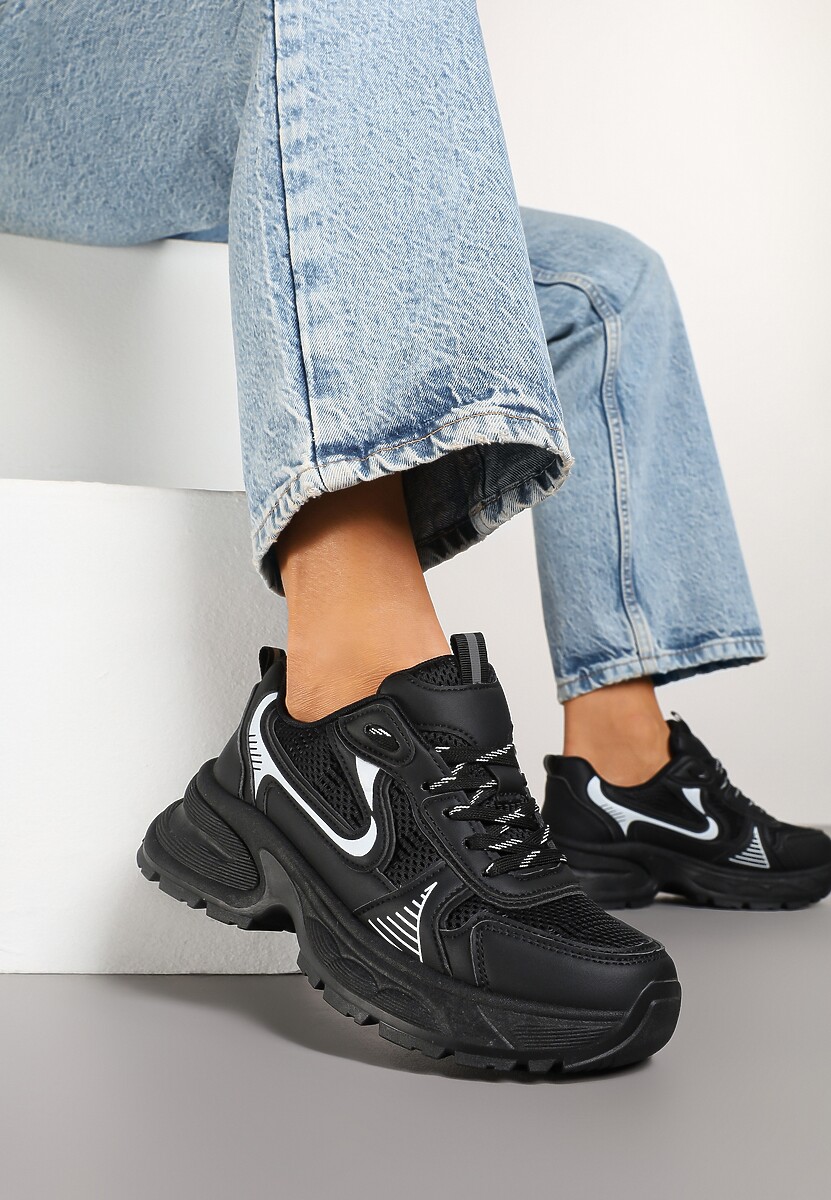 Czarne Sneakersy na Profilowanej Podeszwie z Siateczkowymi Wstawkami Parinella