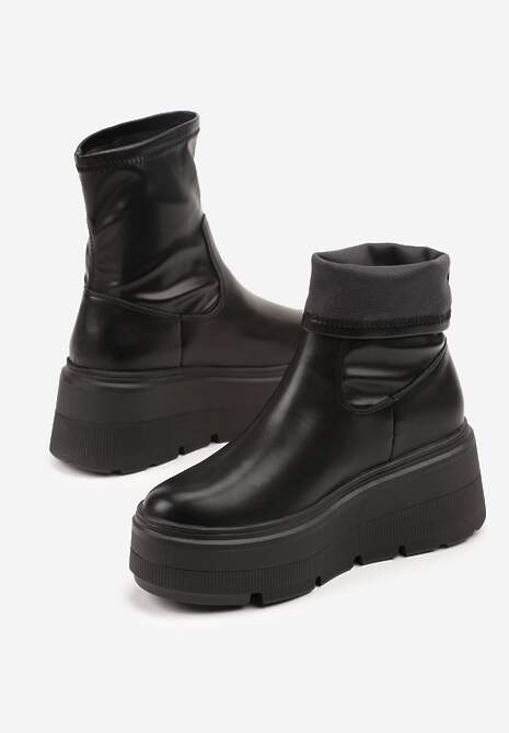 Czarne Botki Vices w Stylu Tech Gothic na Platformie Niorna