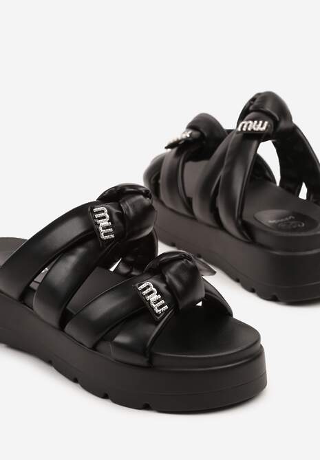 Czarne Klapki na Platformie Ozdobione Kokardami i Cyrkoniami Redalline