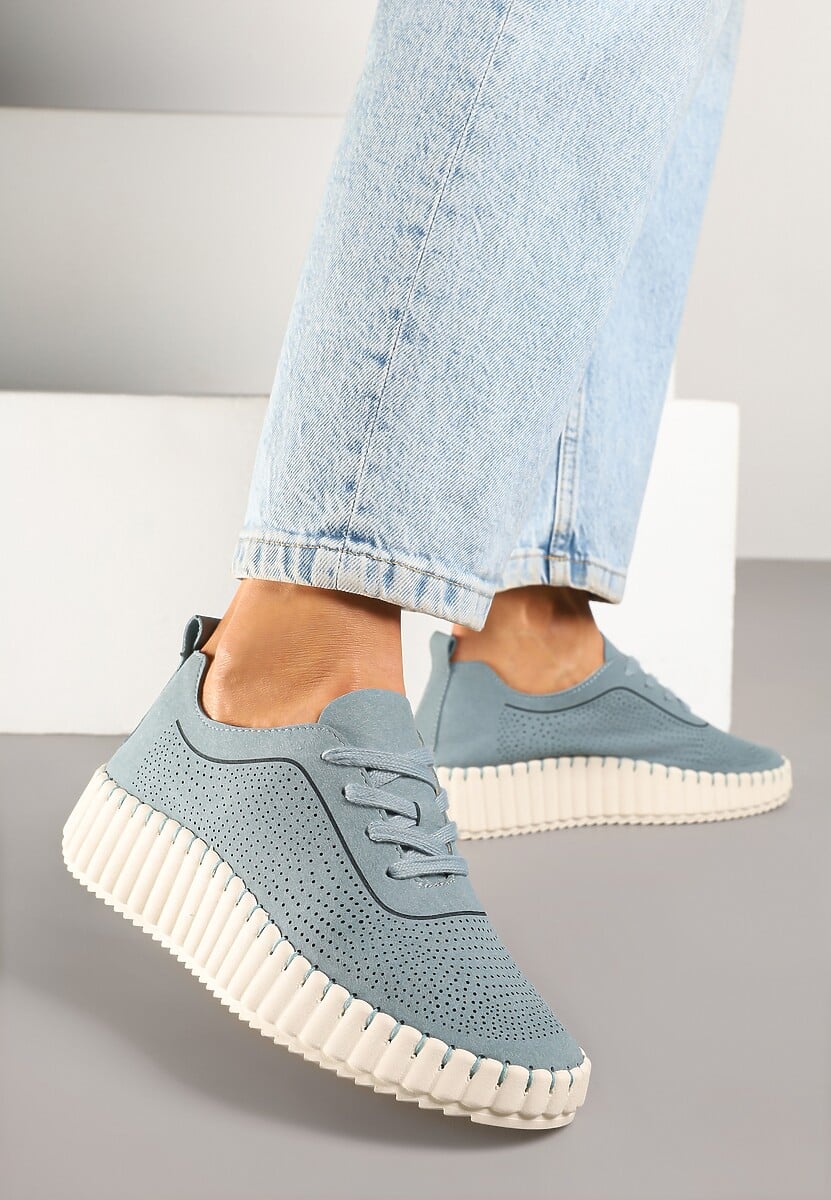 Czarne Sneakersy na Tłoczonej Platformie z Ażurową Cholewką Ronfira