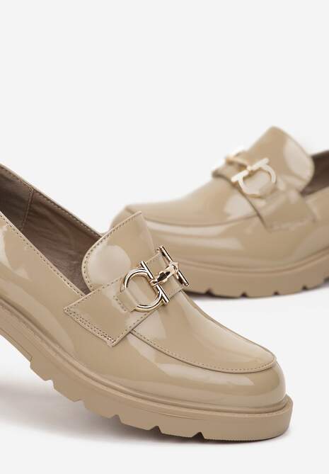 Ciemnobeżowe Mokasyny z Lakierowanej Imitacji Skóry Raglada