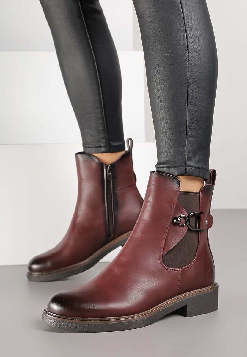 Bordowe Botki Typu Sztyblety z Klamerką i Ozdobnym Paskiem przy Cholewce Hanice