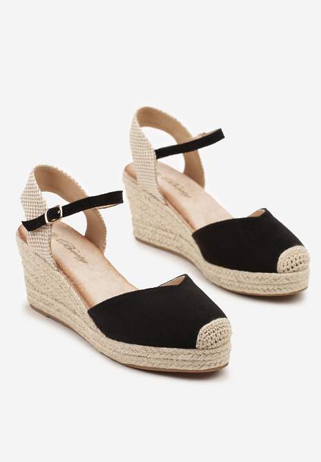 Czarne Sandały na Plecionym Koturnie Odivale