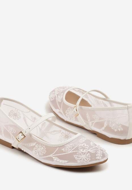 Białe Balerinki Siateczkowe z Haftami i Sprzączką Diviaria