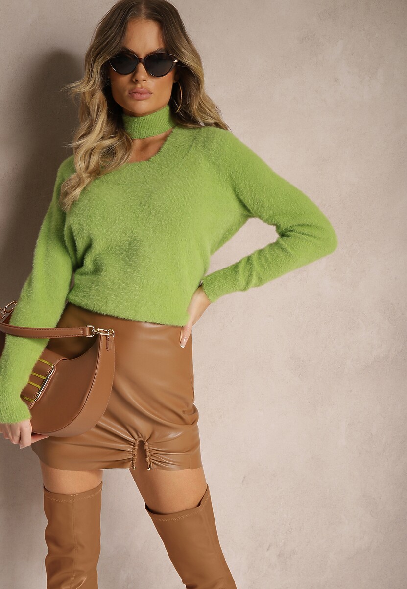 Zielony Golf z Chokerem i Wycięciem Temina