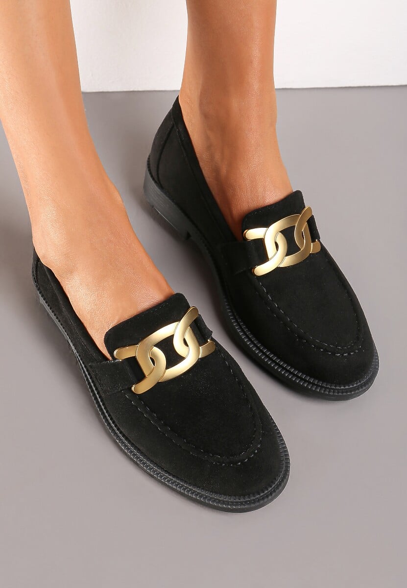 Czarne Mokasyny z Metalową Klamrą i Cholewką z Ekozamszu Vatile