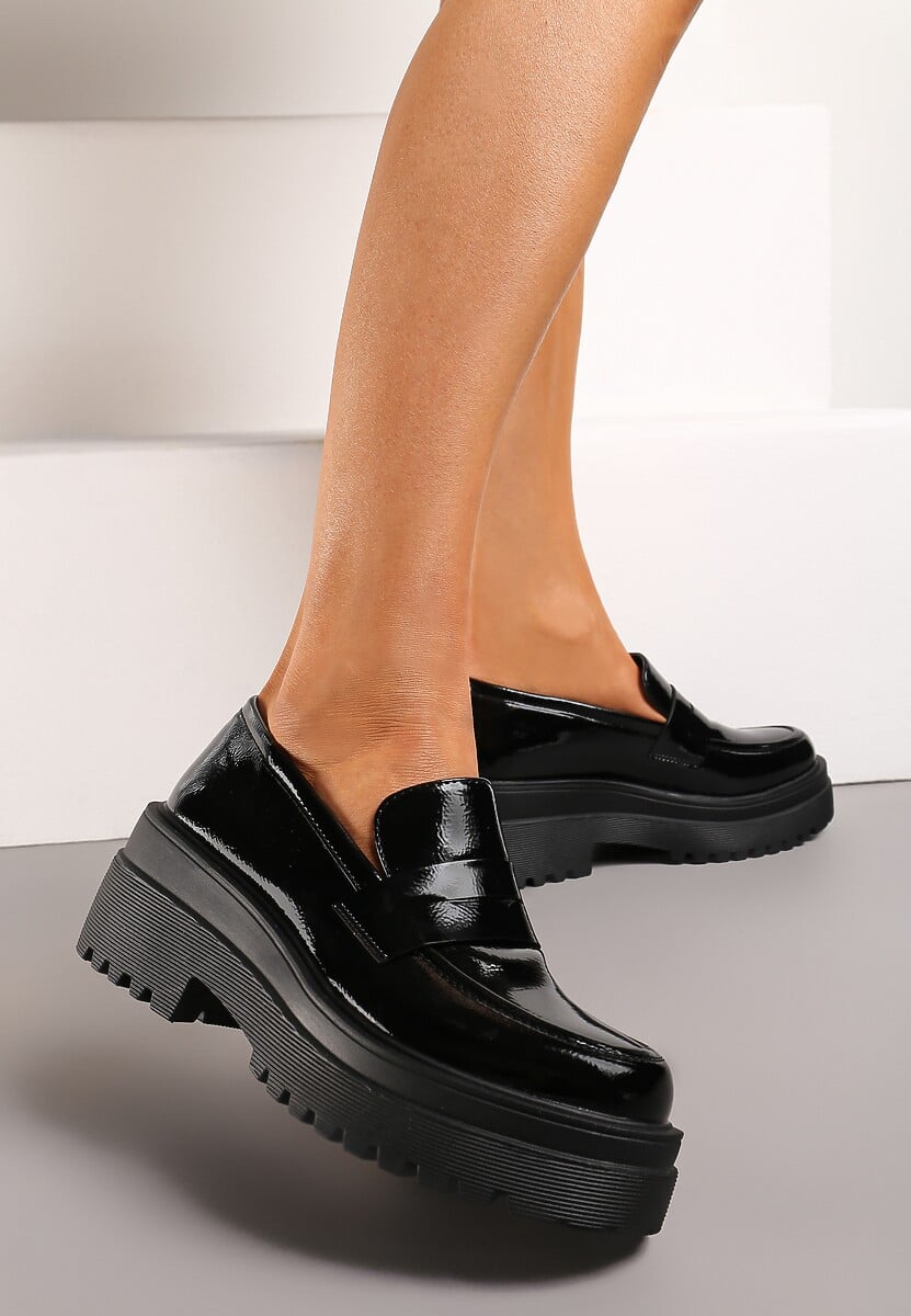 Czarne Lakierowane Mokasyny Chunky z Grubą Podeszwą Reitiss