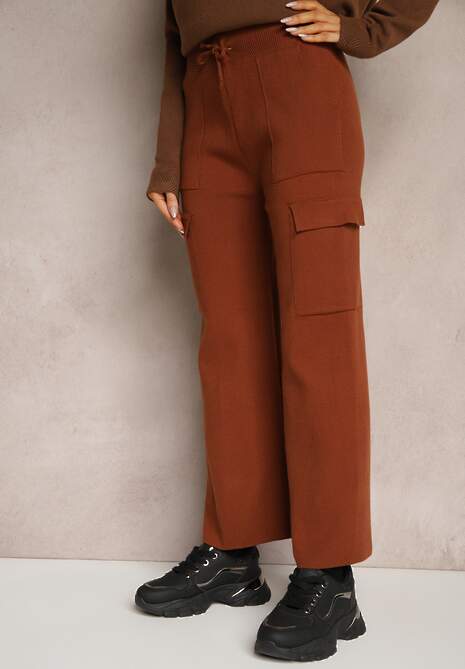 Brązowe Szerokie Spodnie Dzianinowe z Gumką w Pasie i Kieszeniami Emithlera