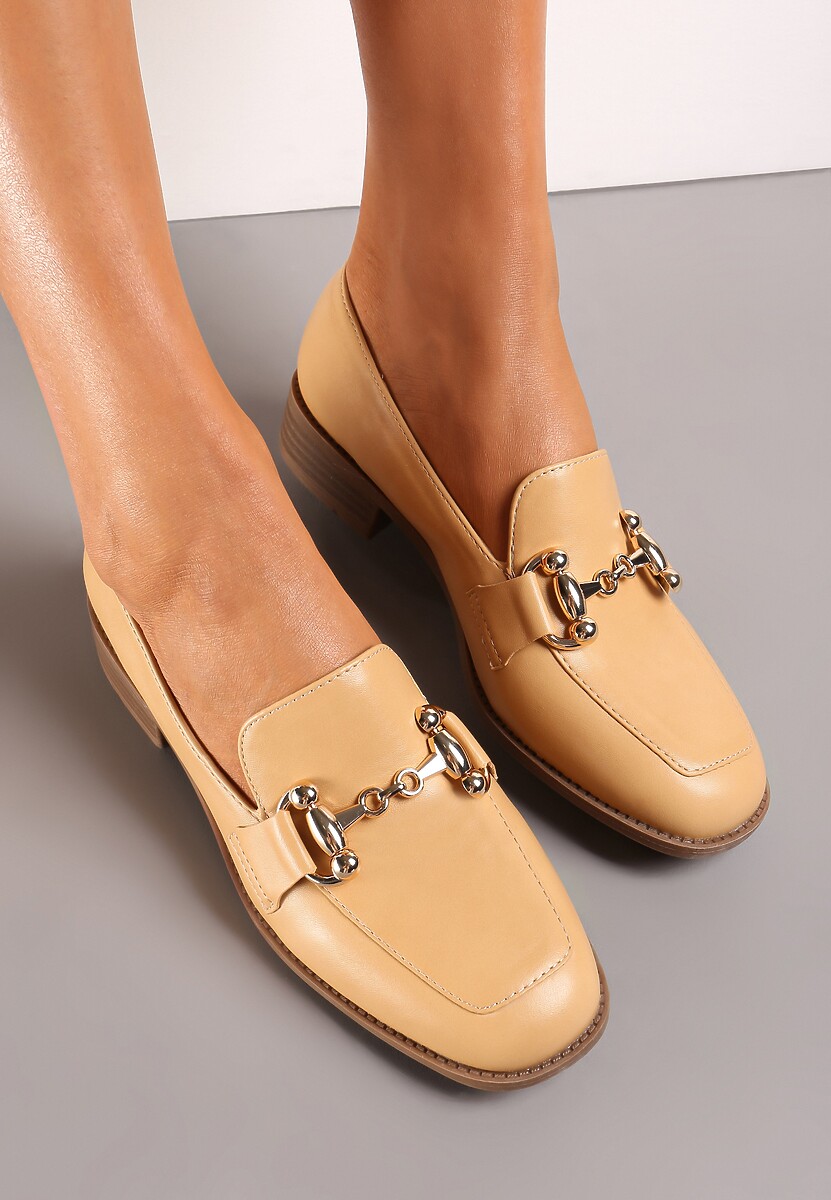 Ciemnobeżowe Mokasyny z Elegancką Klamerką Eweta