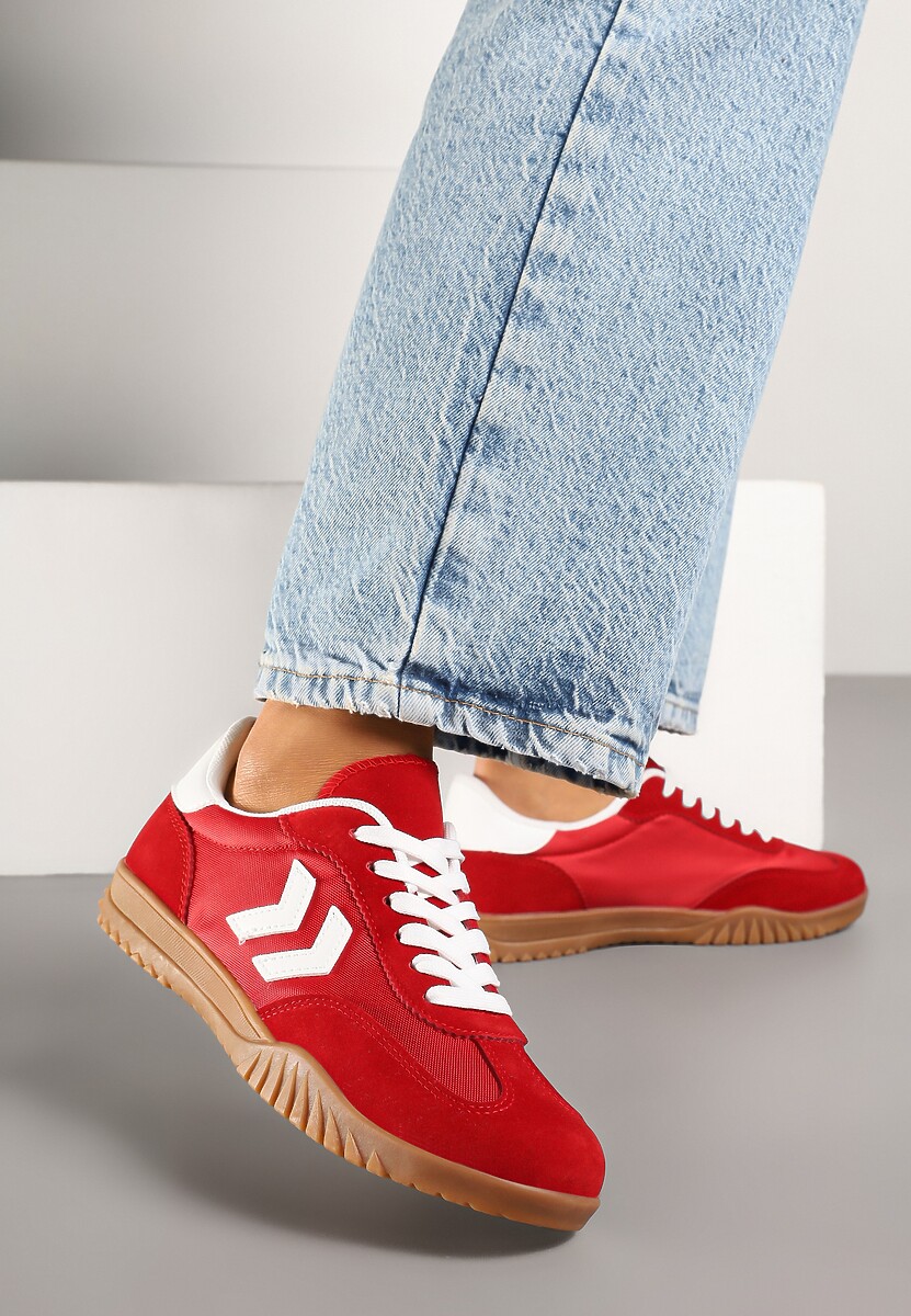 Czerwone Sneakersy Typu Kultowe Tenisówki Zdobione Przeszyciami Naporae