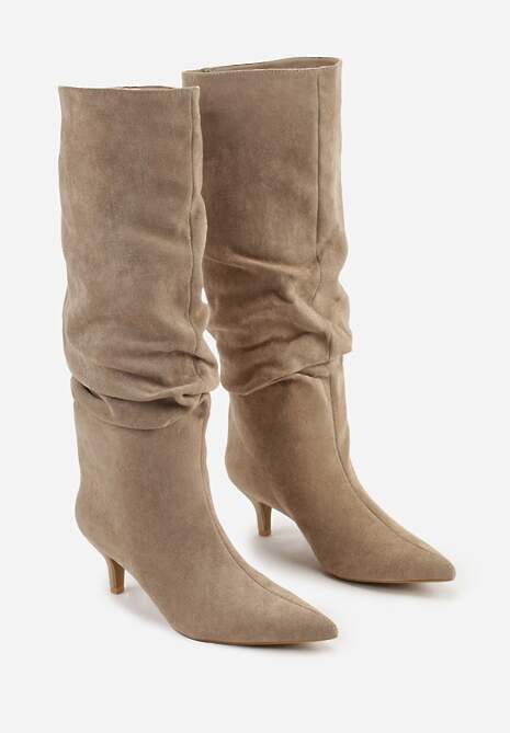 Ciemnobeżowe Kozaki na Kaczuszce z Marszczoną Cholewką Alavitte