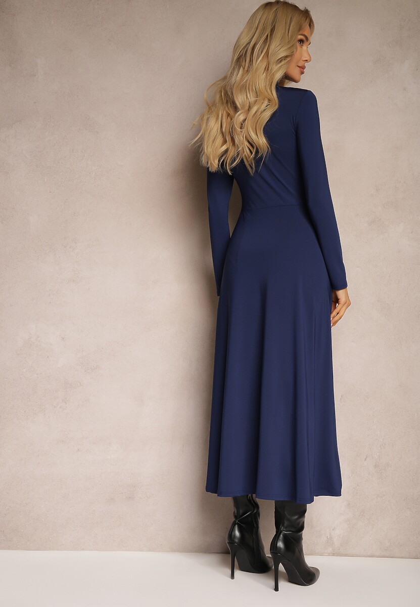 Granatowa Taliowana Sukienka z Rozcięciem na Boku i Półgolfem Saimara
