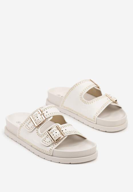 Białe Klapki z Nitami i Klamrami Ezrives