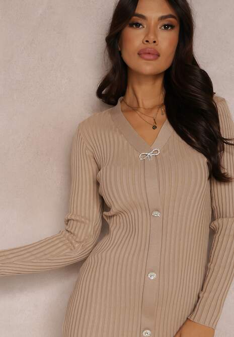 Beżowa Sukienka z Prążkowanej Dzianiny z Piórami Euryleia