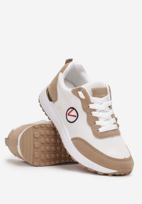 Beżowe Sneakersy z Haftowaną Naszywką i Metaliczną Wstawką Elnara