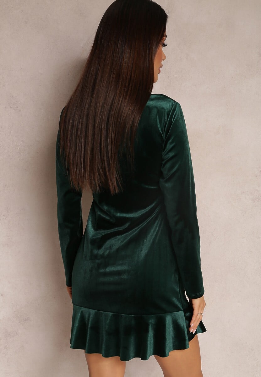 Ciemnozielona Sukienka Welurowa z Marszczeniem i Falbanką Moke