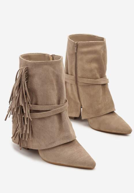 Ciemnobeżowe Botki Boho z Cholewką Imitującą Nogawkę i Frędzlami Zaslie