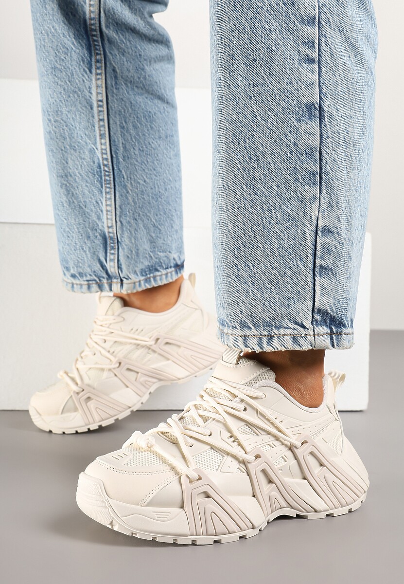 Beżowe Sneakersy Ozdobione Tłoczonym Wzorem Sanalitia