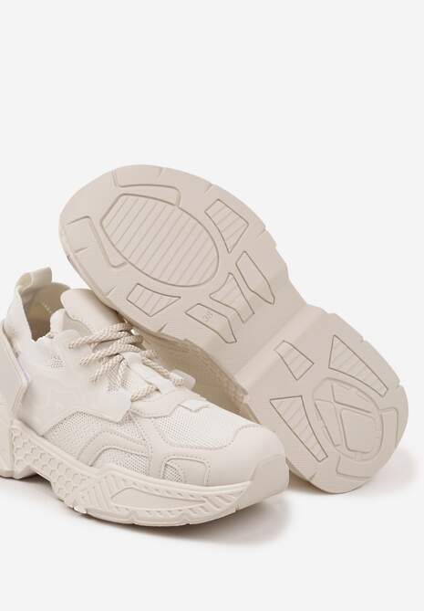 Beżowe Sneakersy w Streetwearowym Stylu z Ozdobnym Rzepem Akkaria