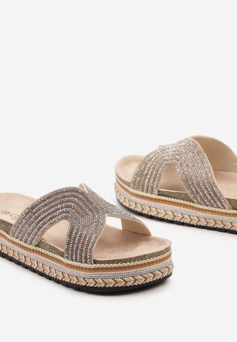 Beżowe Płaskie Klapki z Imitacji Zamszu Zdobione Plecionką i Cyrkoniami Ploen