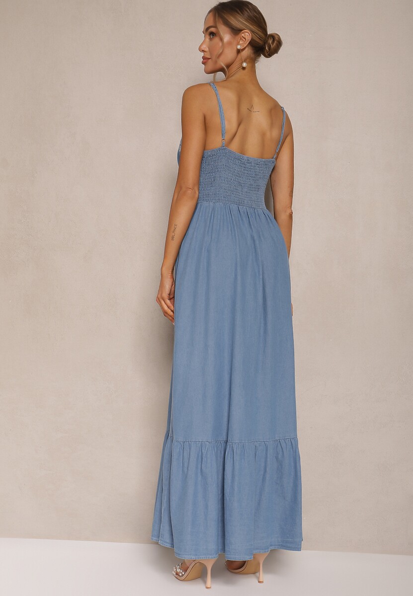 Niebieska Sukienka z Bawełny Stylizowana na Jeans z Ozdobnymi Haftami Rozkloszowana Morlio