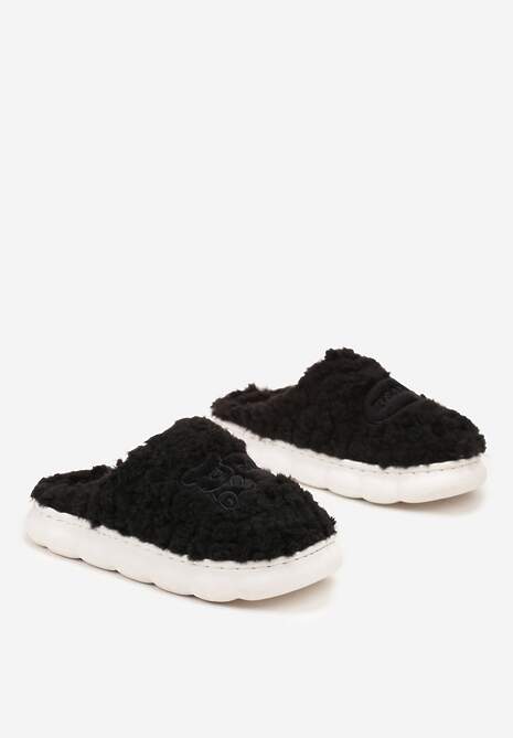 Czarne Futerkowe Kapcie na Grubej Tłoczonej Podeszwie Naritevia