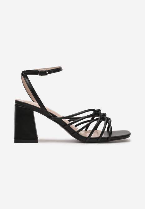 Czarne Sandały na Szerokim Słupku z Cienkimi Splątanymi Paskami z Przodu Fagatti