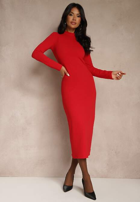 Czerwona Sukienka o Dopasowanym Kroju z Ozdobnym Wycięciem Worfedi