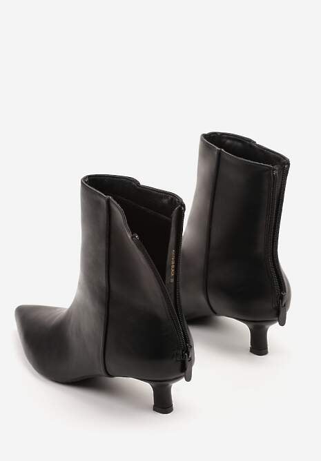 Czarne Botki Vices  na Kaczuszce Falomara