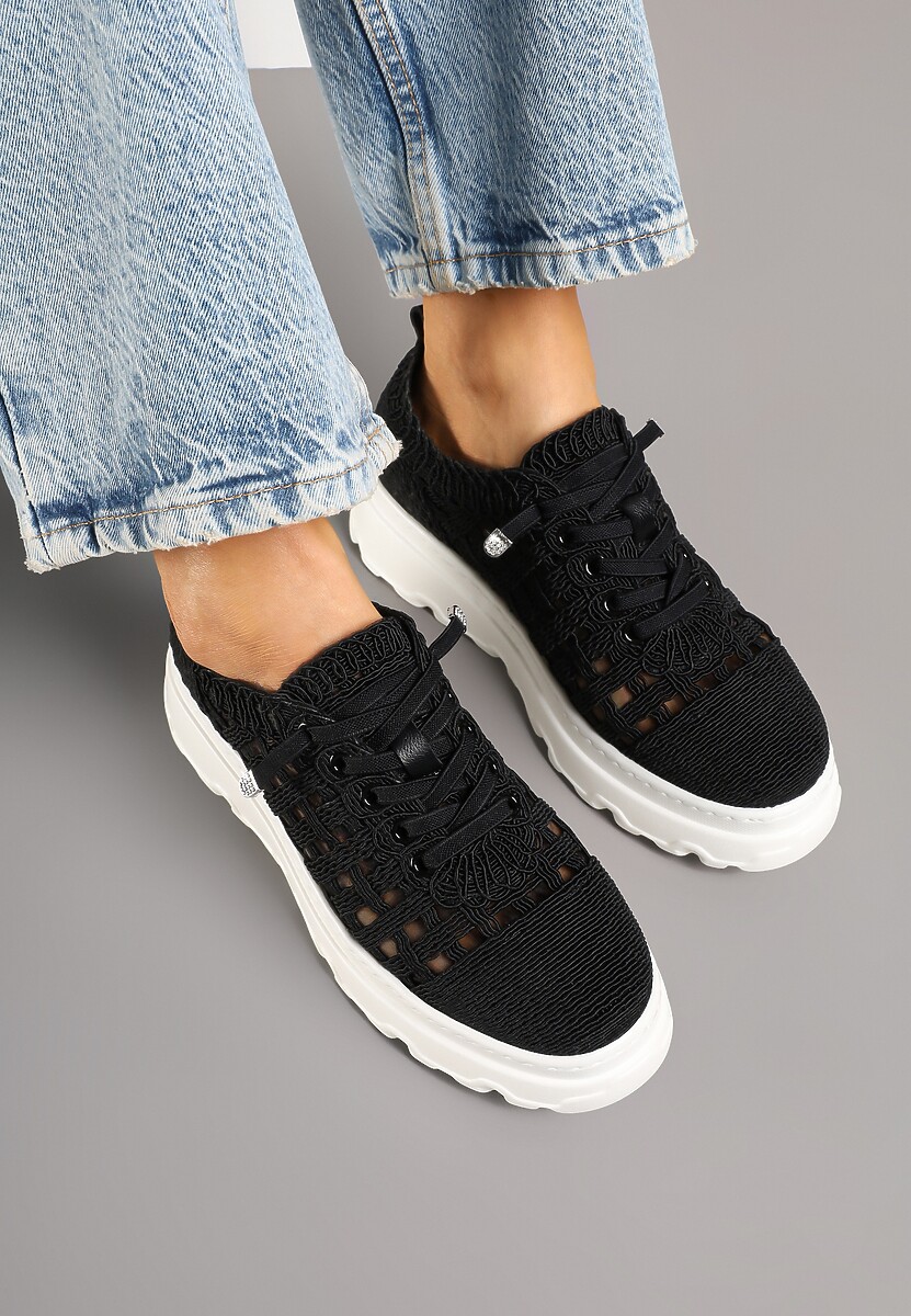 Czarne Sneakersy na Platformie z Ażurkową Cholewką Marionea