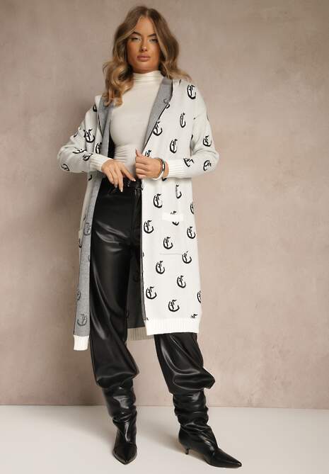 Jasnoszary Kardigan z Kapturem Ozdobiony Geometrycznym Motywem Ralanessa