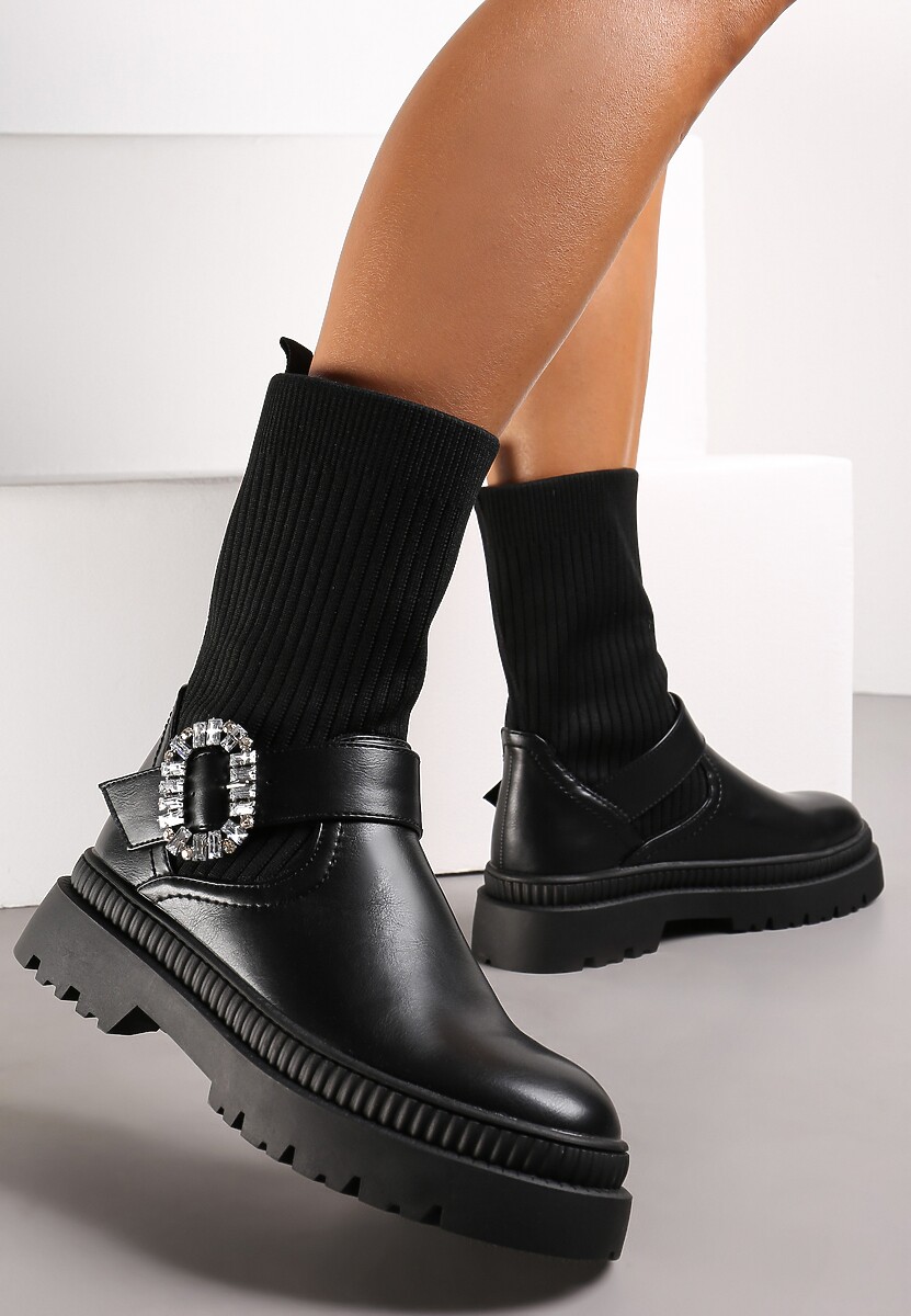 Czarne Botki Workery z Dzianinową Elastyczną Cholewką i Biżuteryjną Klamrą Nalipno
