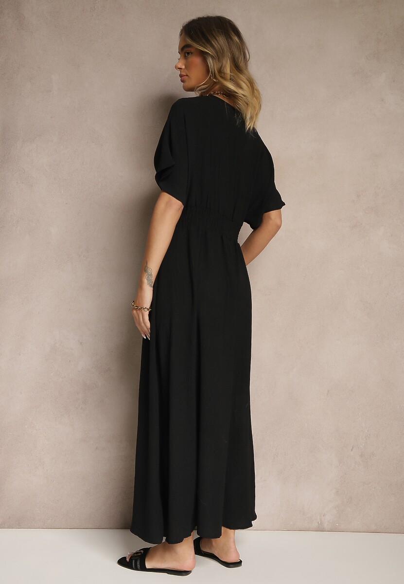 Czarna Sukienka o Rozkloszowanym Kroju z Gumką w Talii Iffine