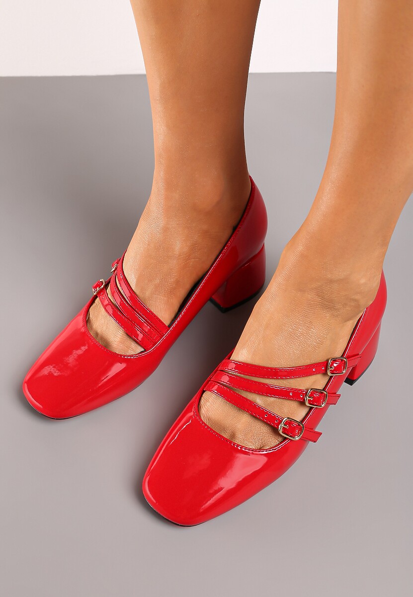 Czerwone Lakierowane Czółenka w Stylu Mary Jane z Cienkimi Paseczkami Berisana