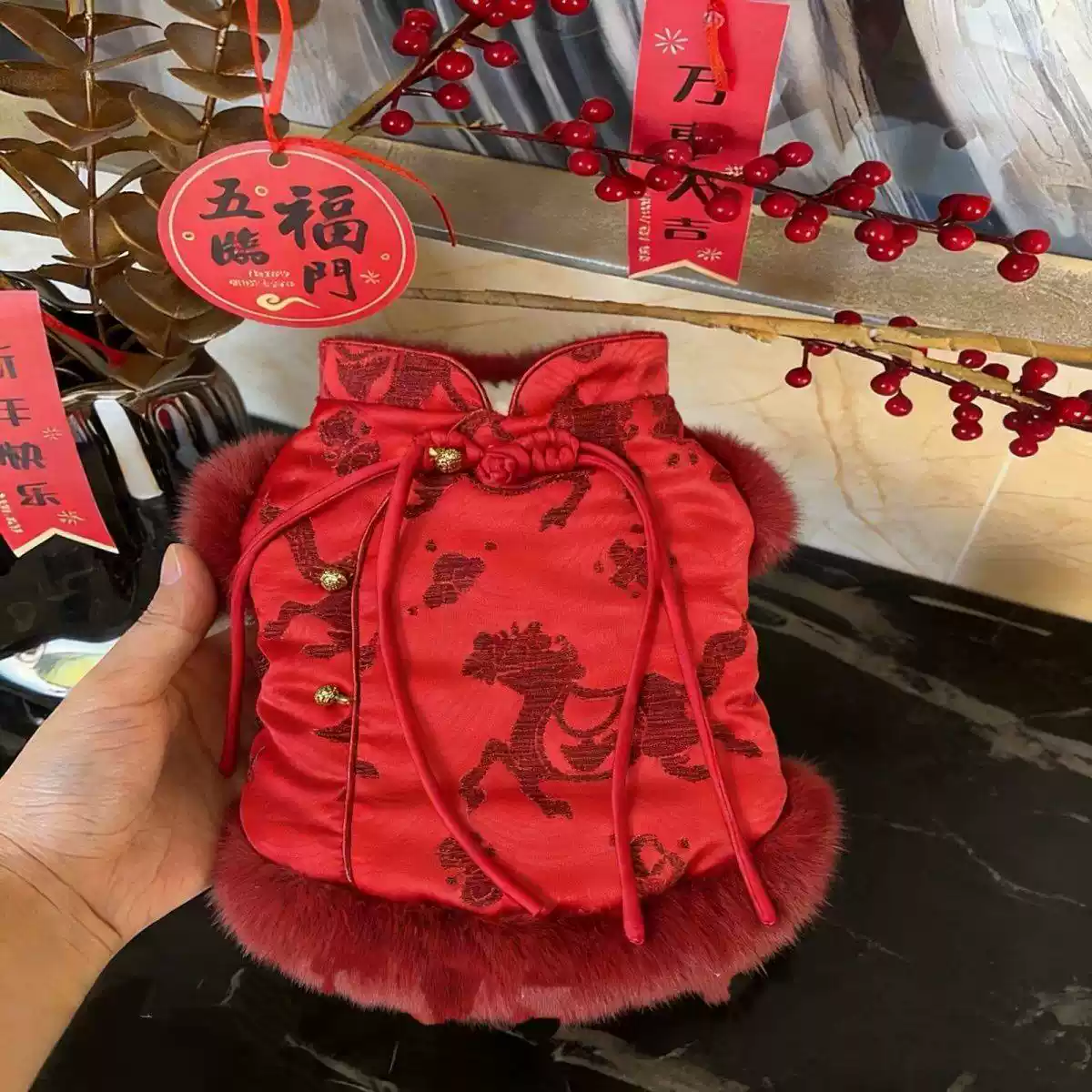 New Chinese Hanfu Style Fleece-Lined Padded Vest for Dogs & Cats (Autumn/Winter Thickened)