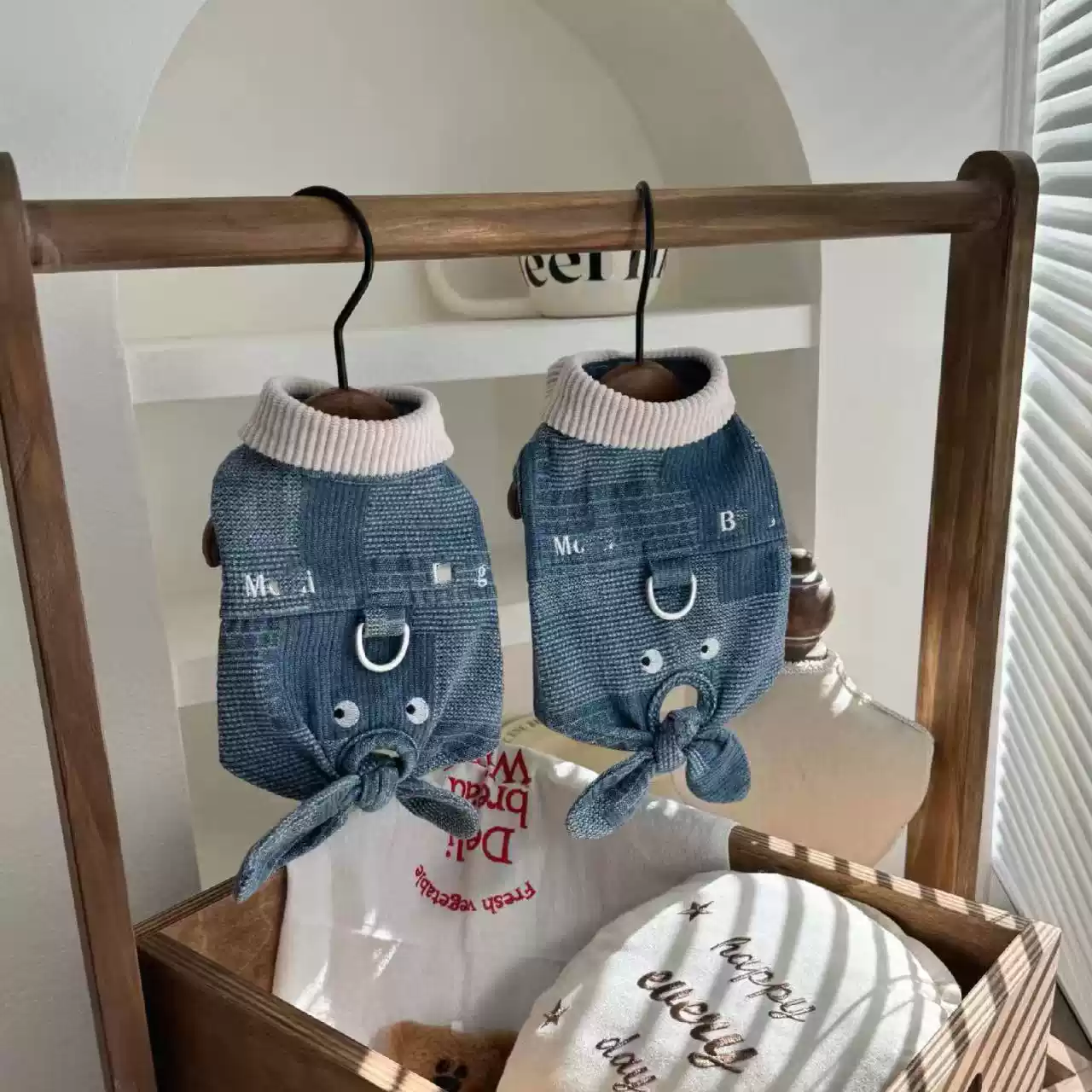 Small Dog Retro Denim Vest - Sleeveless Leash-Friendly Jacket