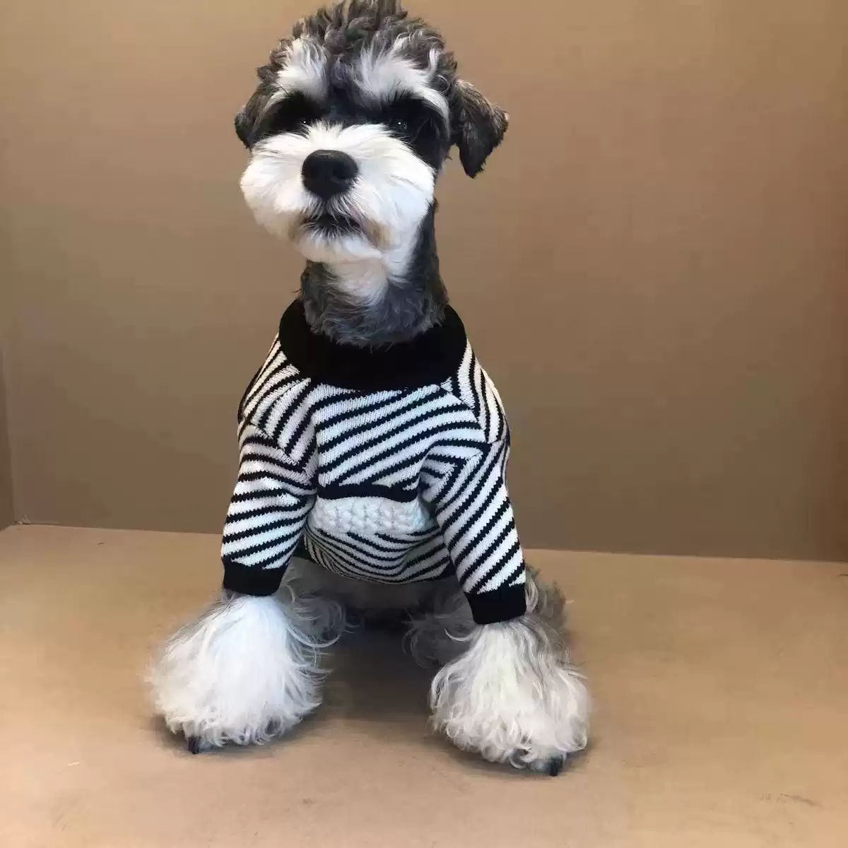 Small Dog & Cat Knitted Sweater - Autumn & Winter Outfit