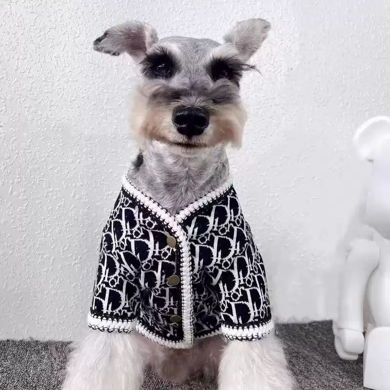 Warm Sweater Cardigan for Small Dogs and Cats - Spring & Autumn Wear