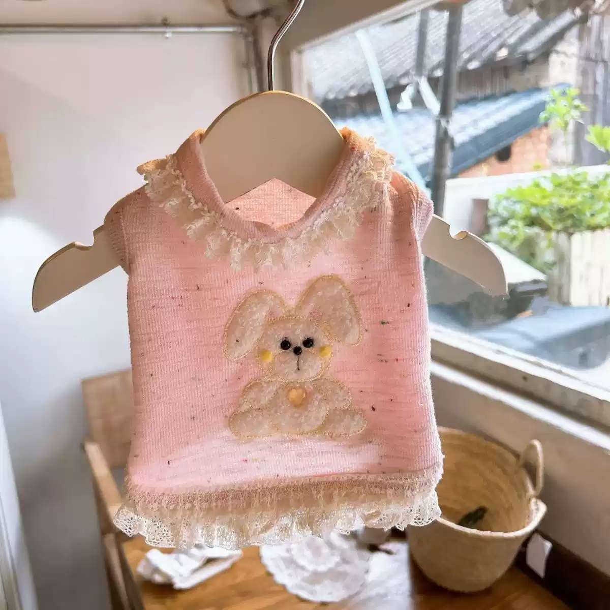 Pet Vest Anti-Shedding for Dogs & Cats, Suitable for Spring, Autumn & Winter