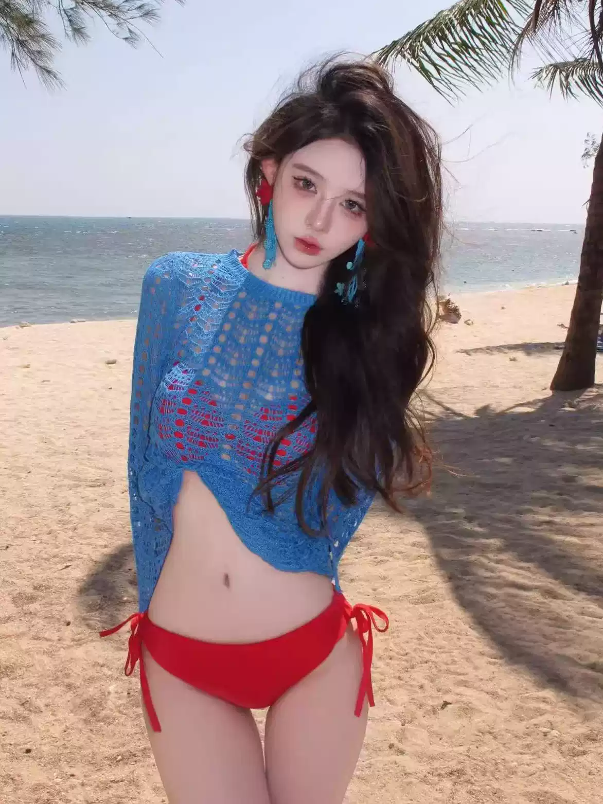 Vintage Flattering Skin-Tone Photo-Friendly Separate Underwire Bikini Three-Piece Set with Blue Knit Top for Resort