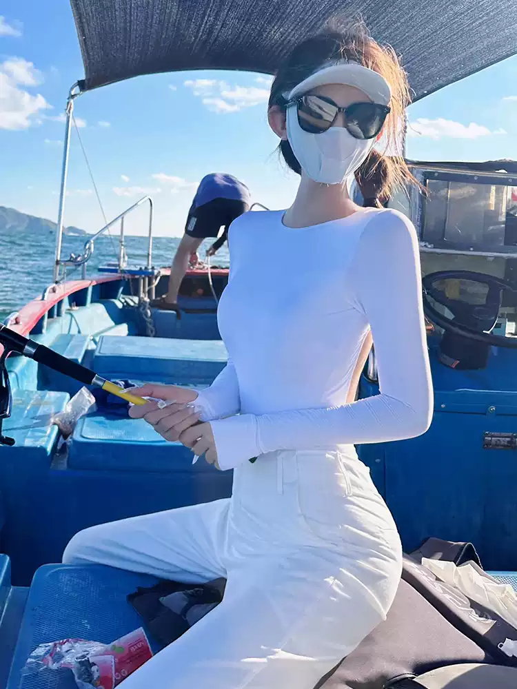 Women's Long-Sleeve Backless One-Piece Swimsuit with Sun Protection for Swimming, Surfing, Diving, and Hot Springs