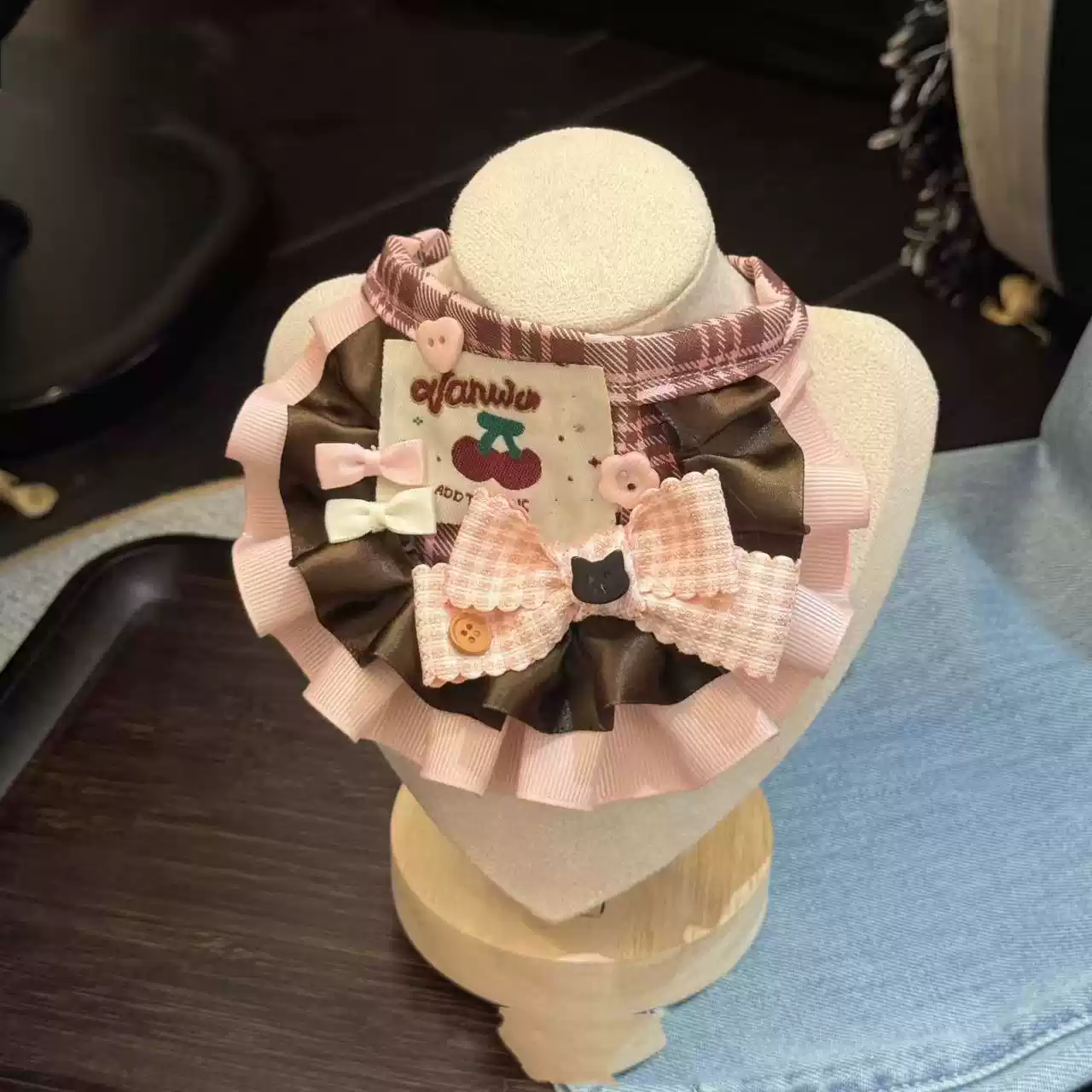 Pet Bow Tie Bib - Fresh Fabric Drool Towel for Cats & Dogs, Woven Photo Accessory