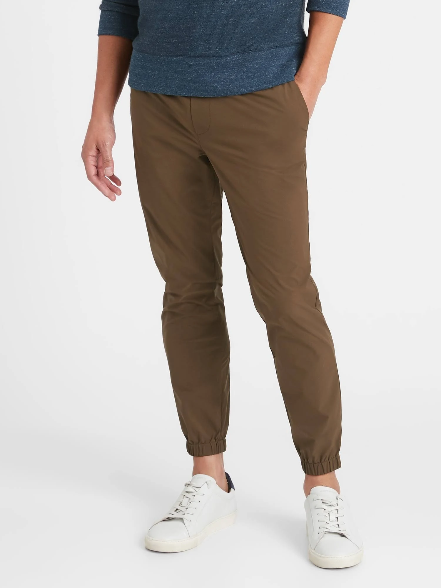 Banana Republic Men's Slim Motion Tech Jogger Brown Size S