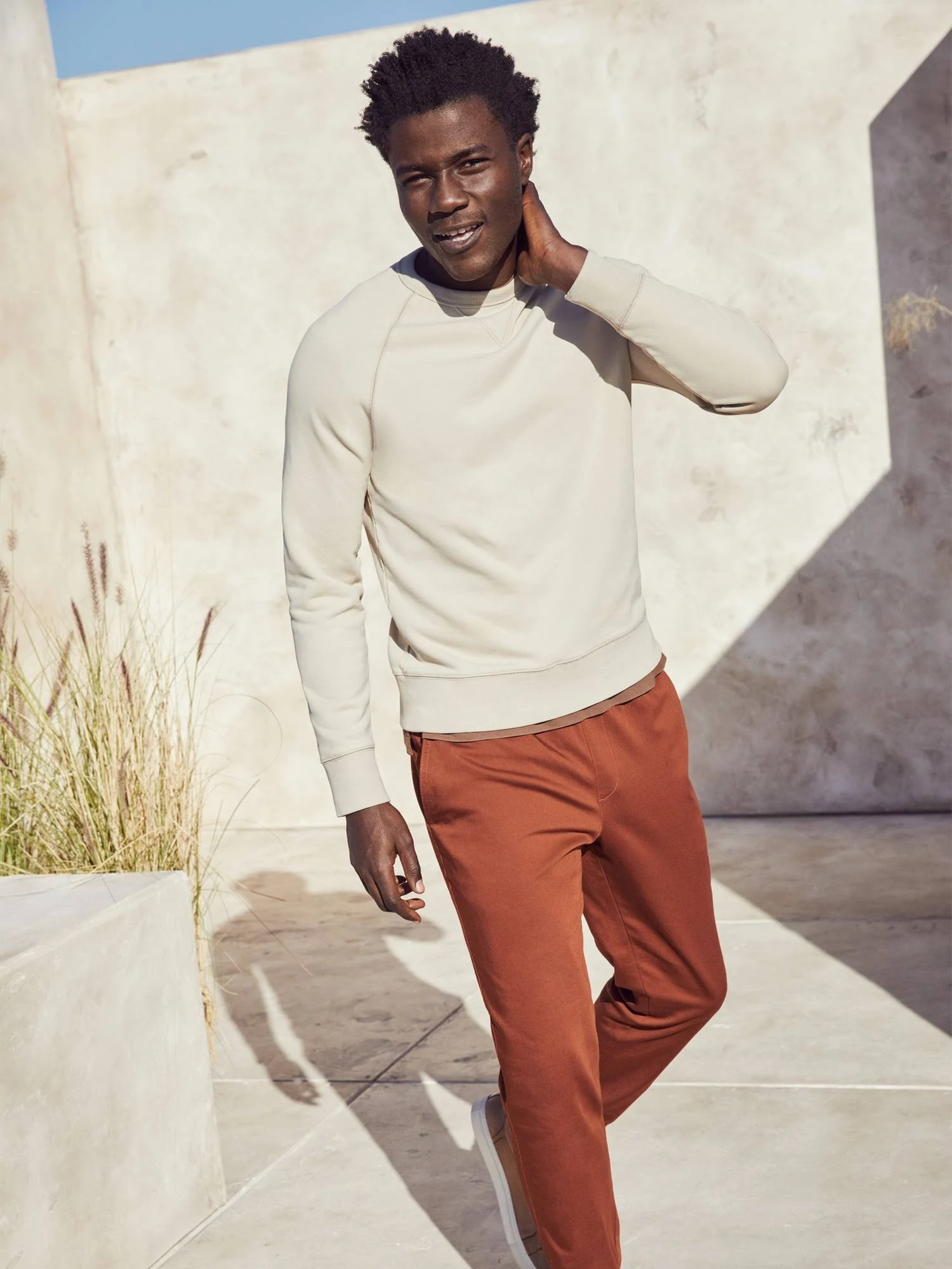 Banana Republic 's Organic Traveler Jogger Rust Size S