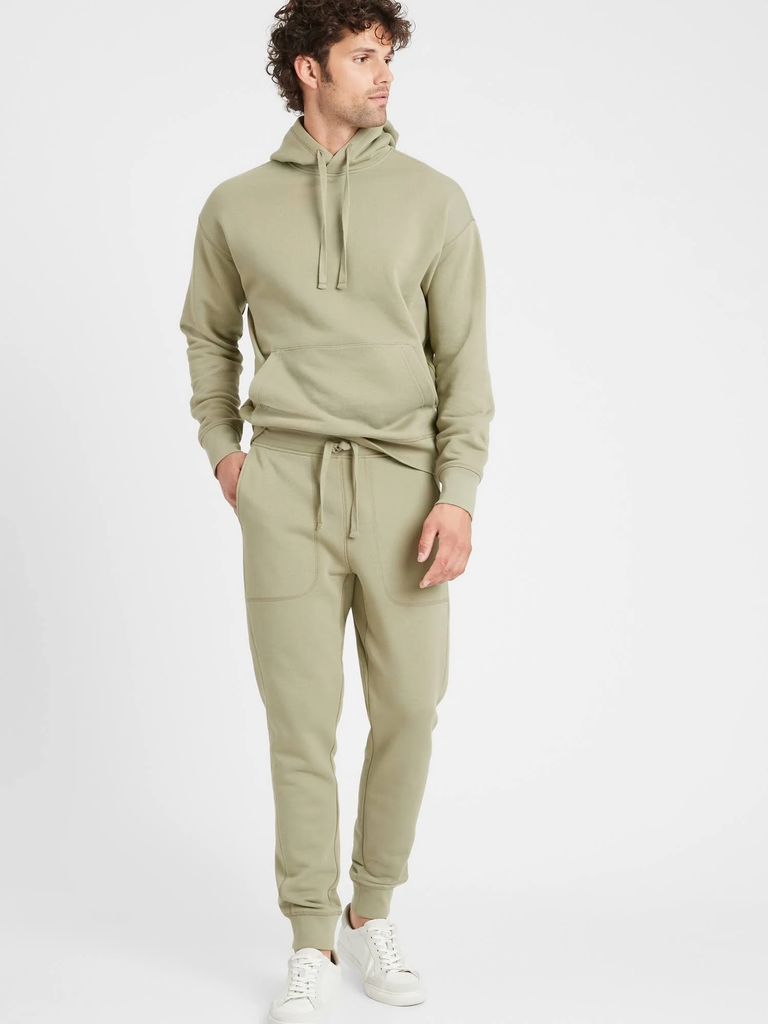Banana Republic Men's Organic French Terry Jogger Green Cardoon Size L
