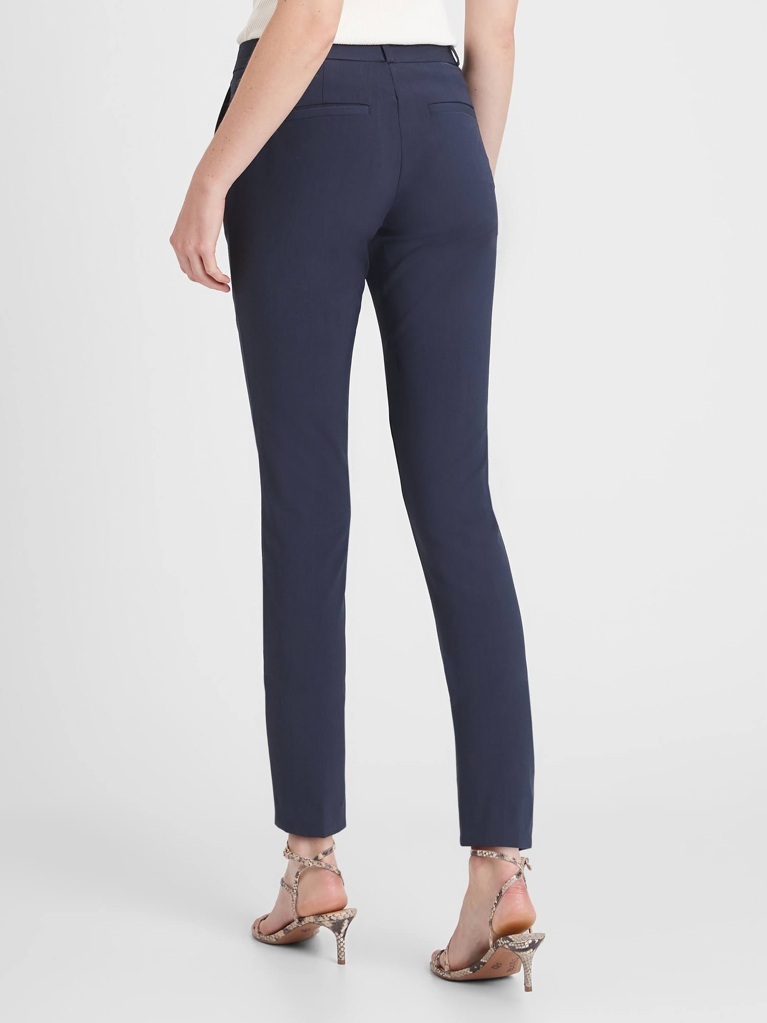 Banana Republic Women's Petite Ryan Slim Straight-Fit Washable Italian Wool Pant Navy Blue Petite Size 0
