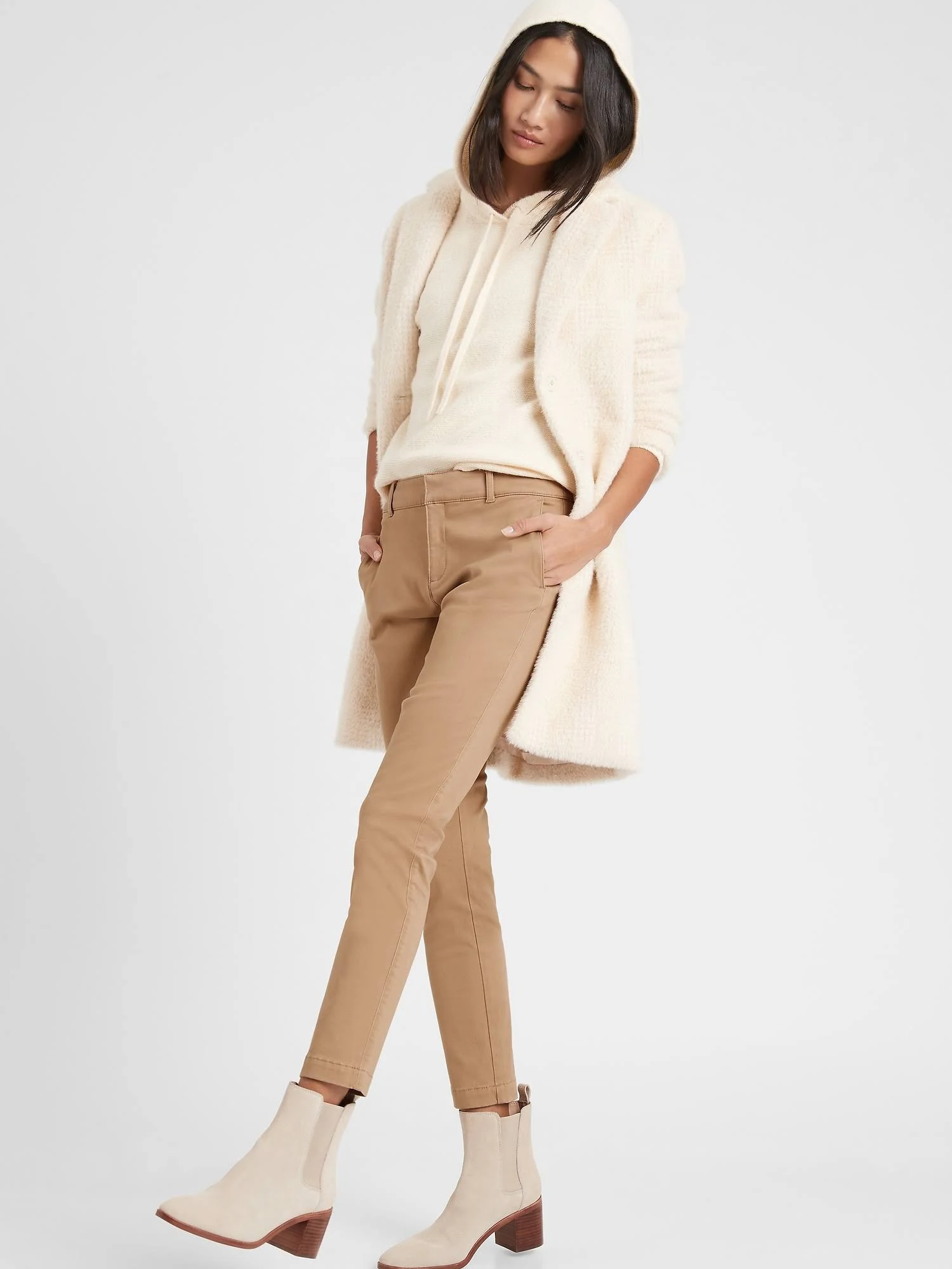 Banana Republic Women's Mid-Rise Skinny Chino Pant Classic Camel Size 10 Long